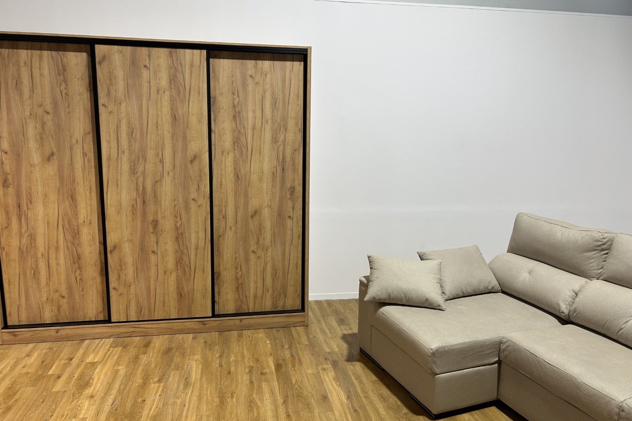Armario corredera a medida fabricado e instalado por Muebles Duarte